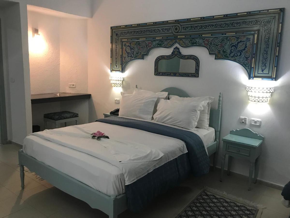 Khella Hotel 3*
